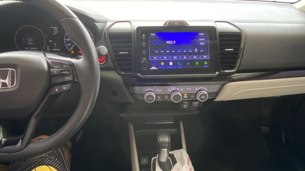 HONDA City Sedan - Foto