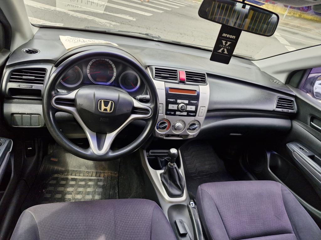 HONDA City Sedan - Foto