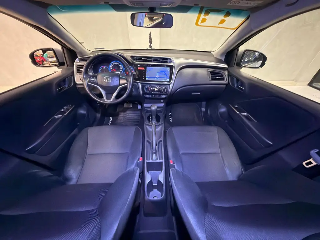 HONDA City Sedan - Foto