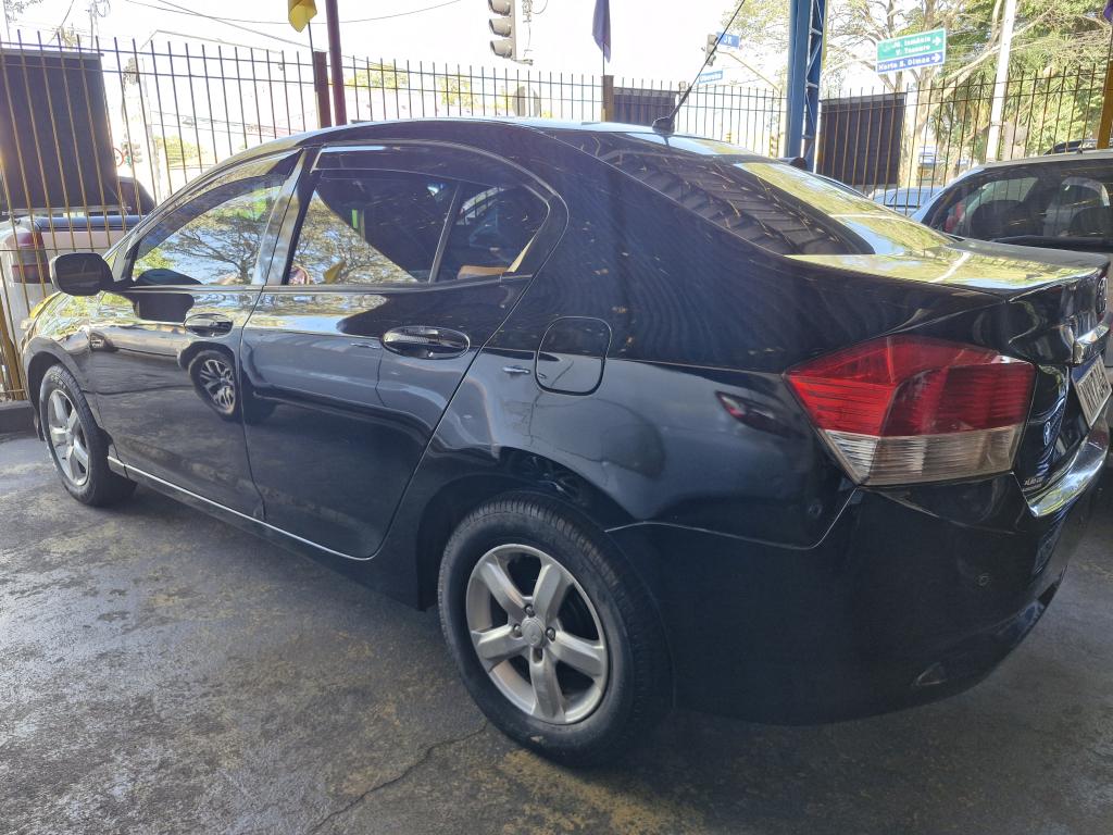 HONDA City Sedan - Foto