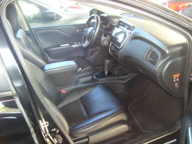 HONDA City Sedan - Foto