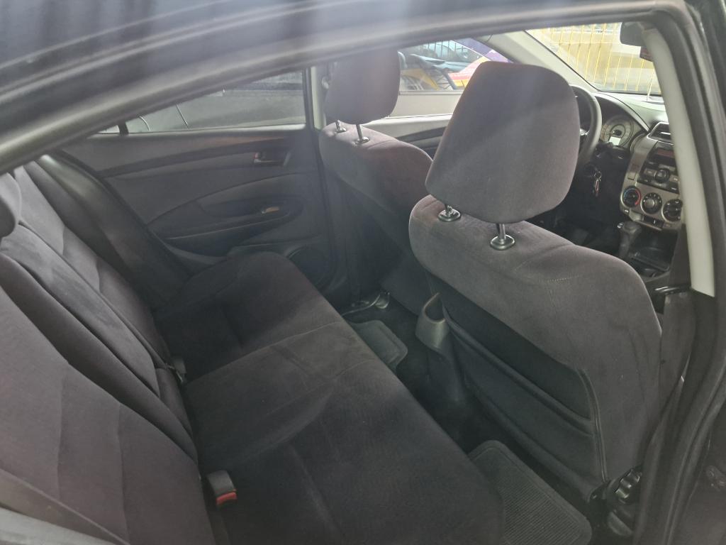 HONDA City Sedan - Foto