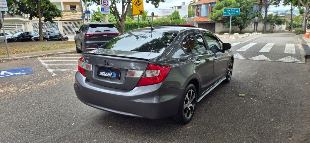 HONDA Civic - Foto