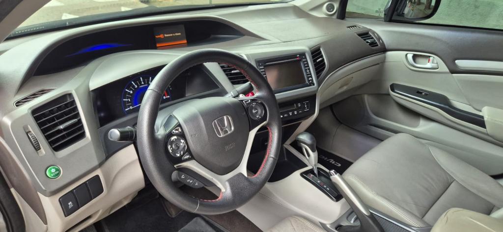 HONDA Civic - Foto