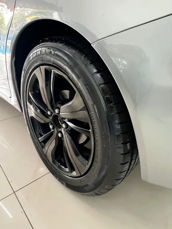 HONDA Civic - Foto