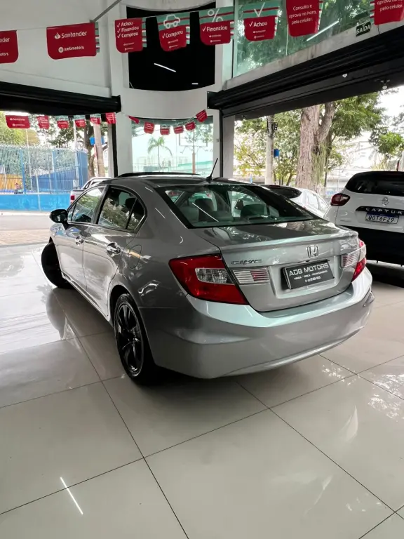 HONDA Civic - Foto