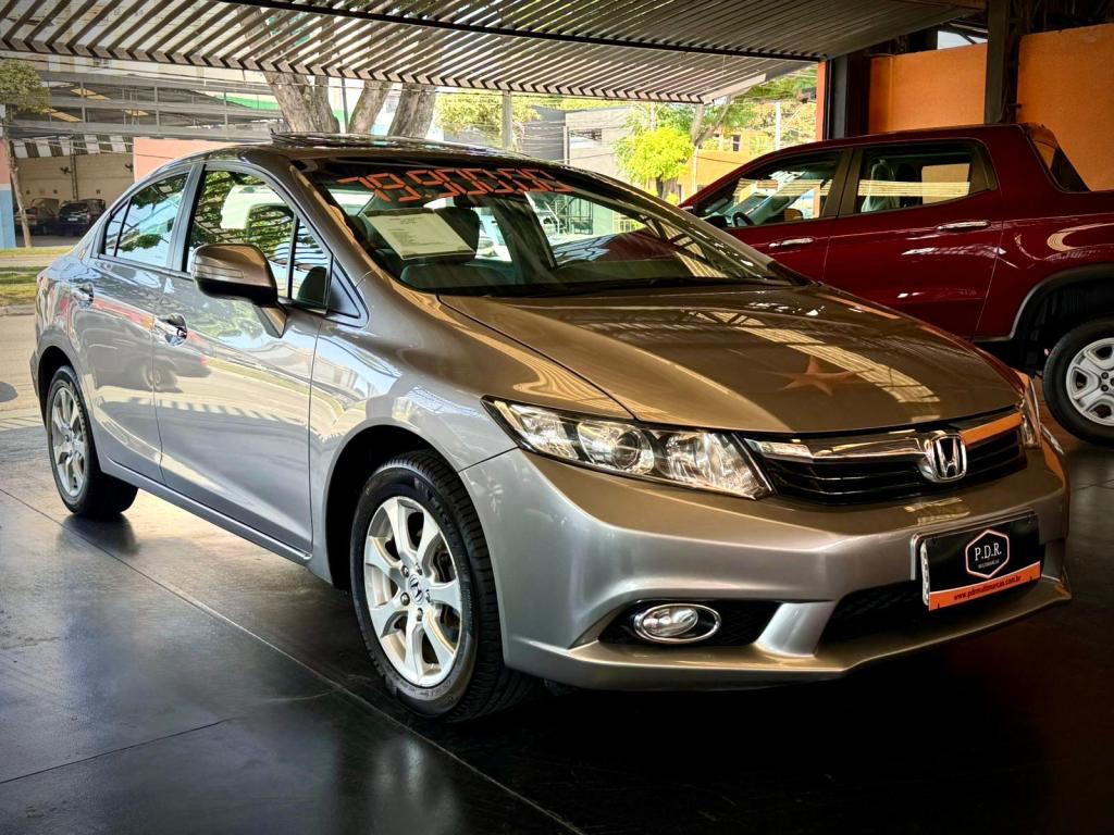 HONDA Civic - Foto