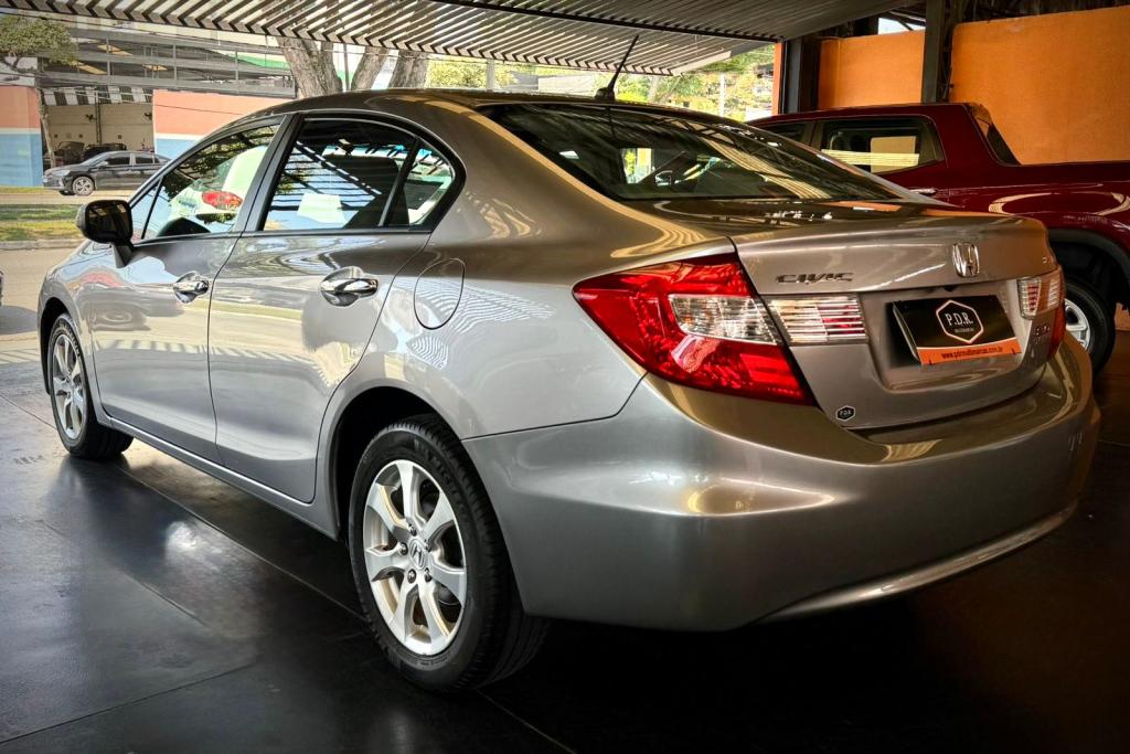 HONDA Civic - Foto