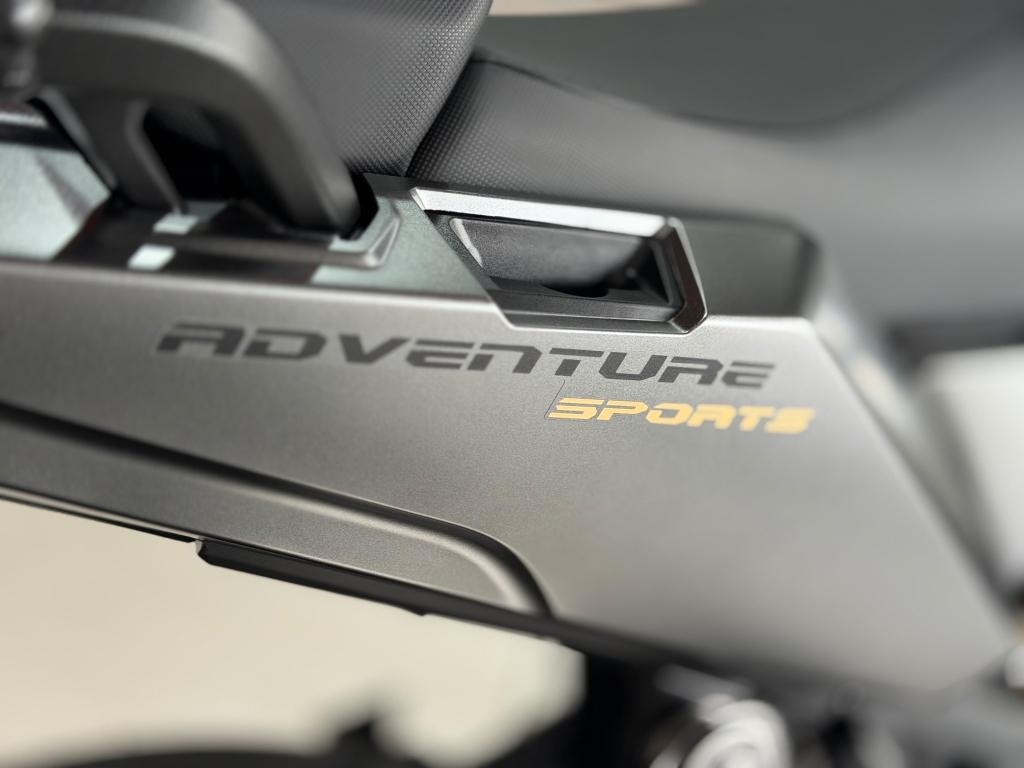 HONDA CRF 1100L Africa Twin - Foto