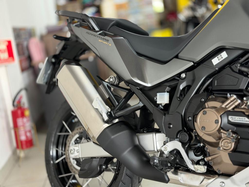 HONDA CRF 1100L Africa Twin - Foto