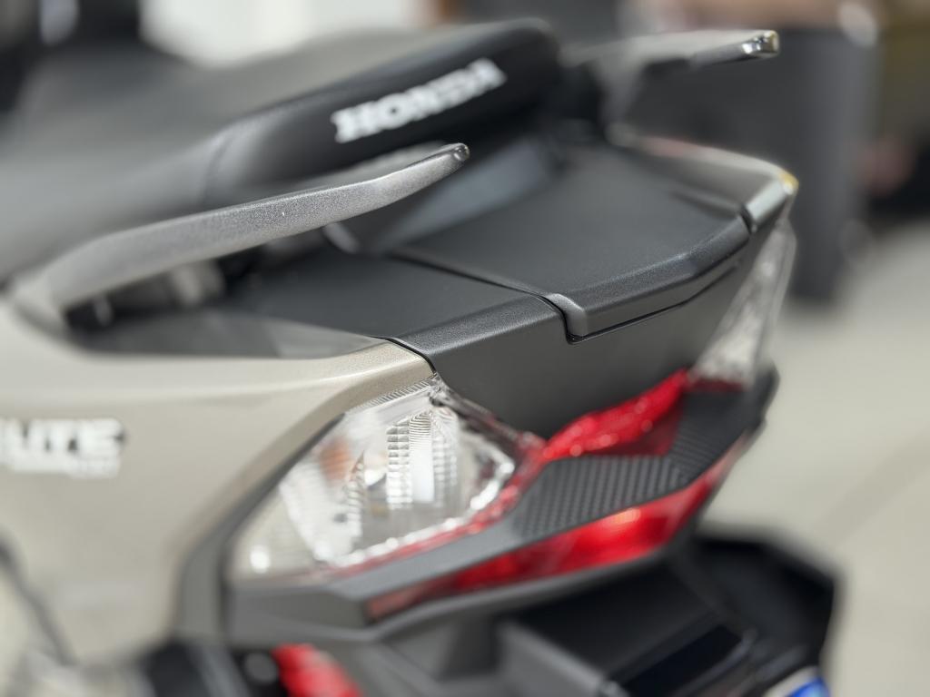 HONDA Elite 125 - Foto