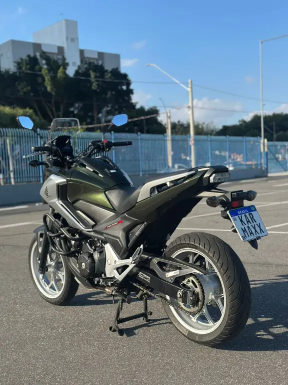 HONDA NC 750 X - Foto