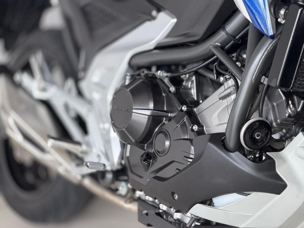 HONDA NC 750 X - Foto