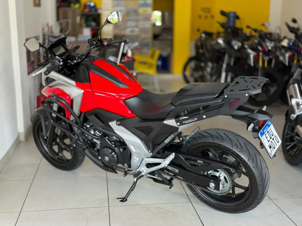 HONDA NC 750 X - Foto