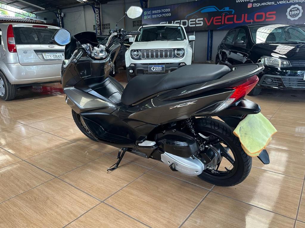 HONDA PCX 160 - Foto