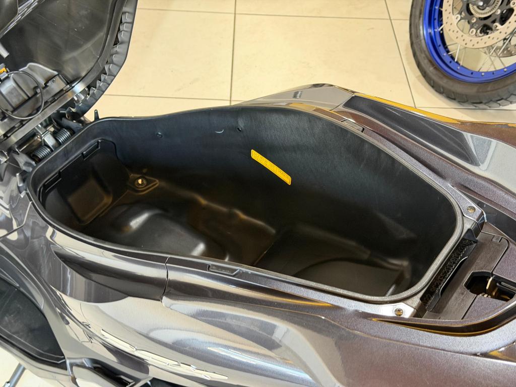 HONDA PCX 160 - Foto