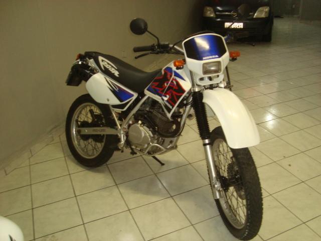 HONDA XR 200