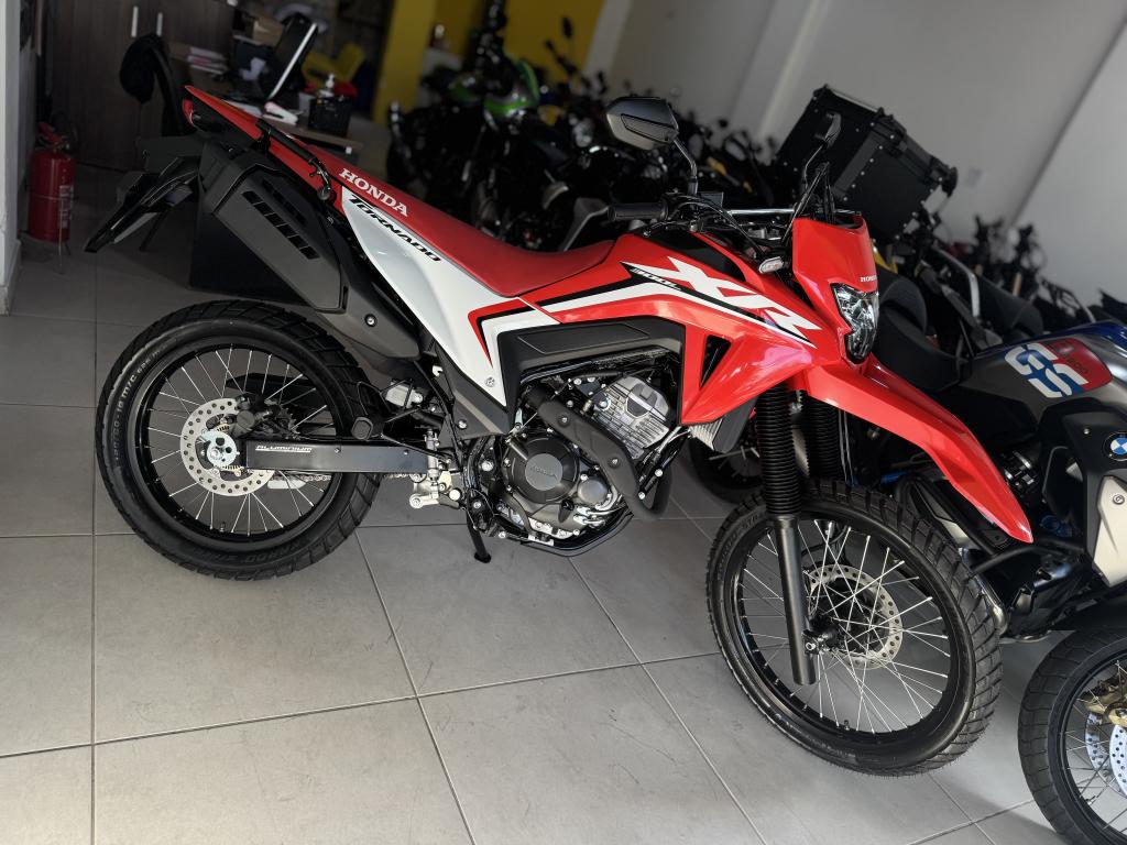 HONDA XR 300 L Tornado - Foto