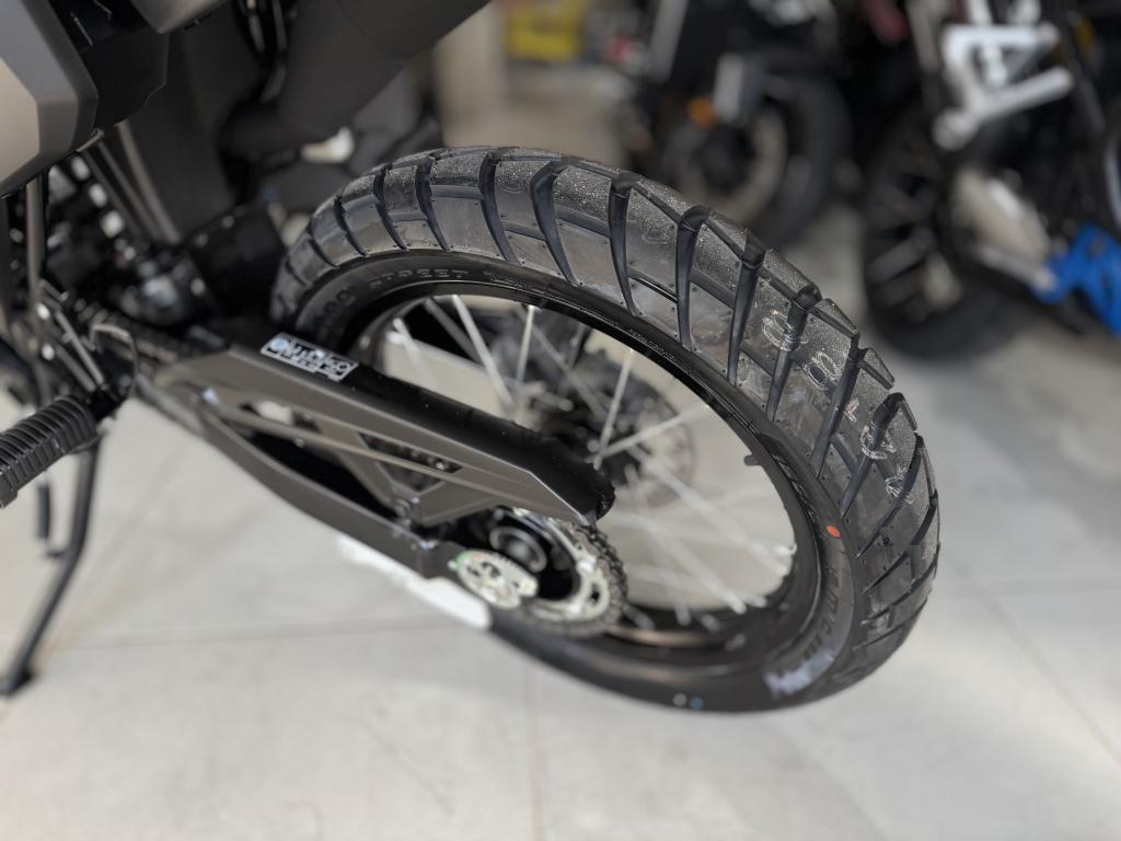 HONDA XR 300 L Tornado - Foto