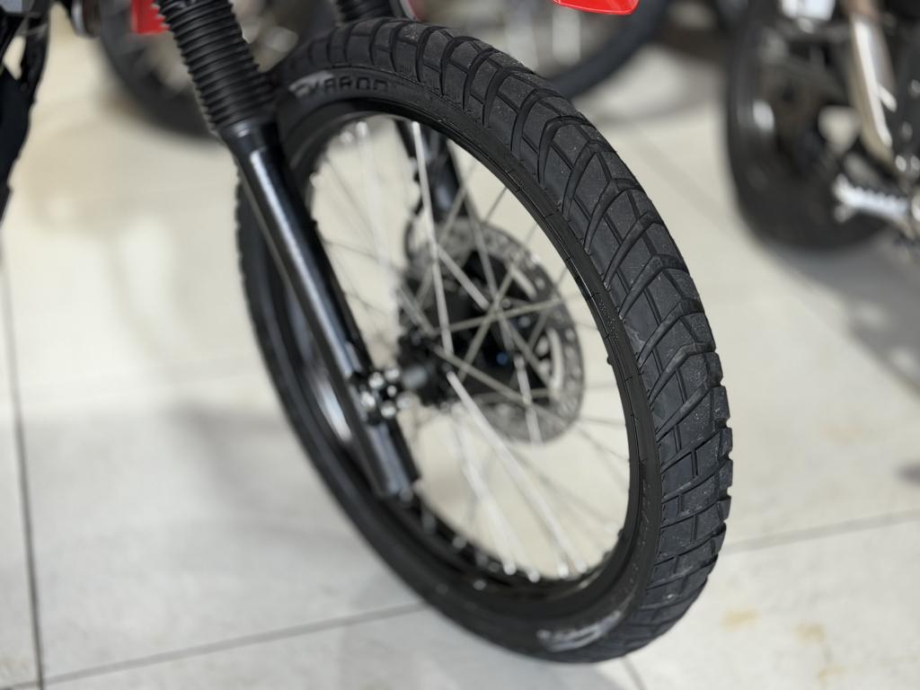 HONDA XR 300 L Tornado - Foto