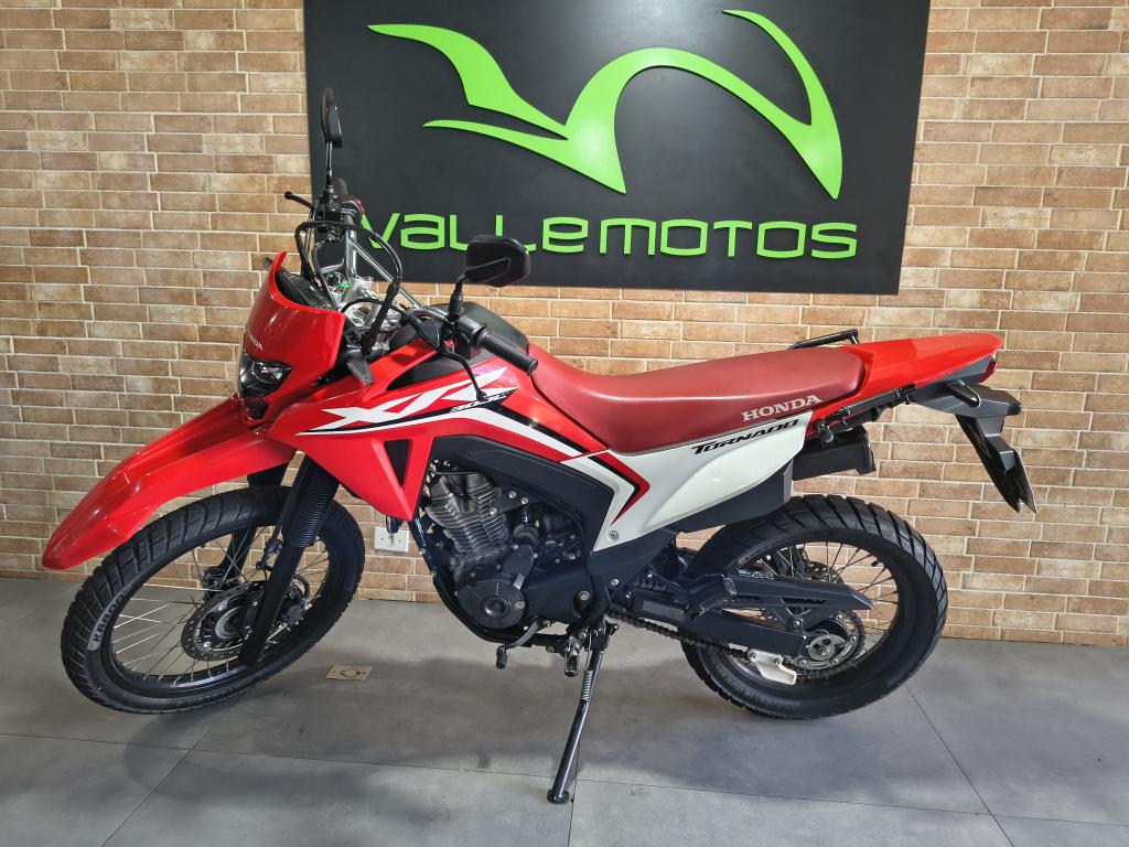 HONDA XR 300 L Tornado - Foto