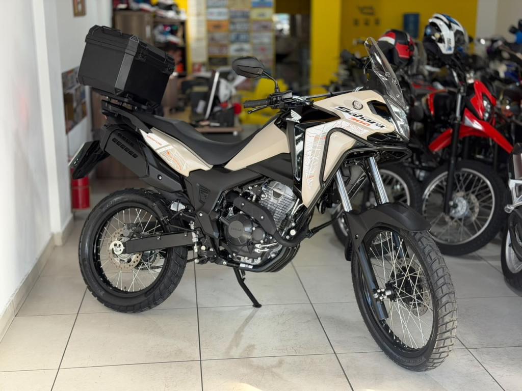 HONDA XRE 300 Sahara