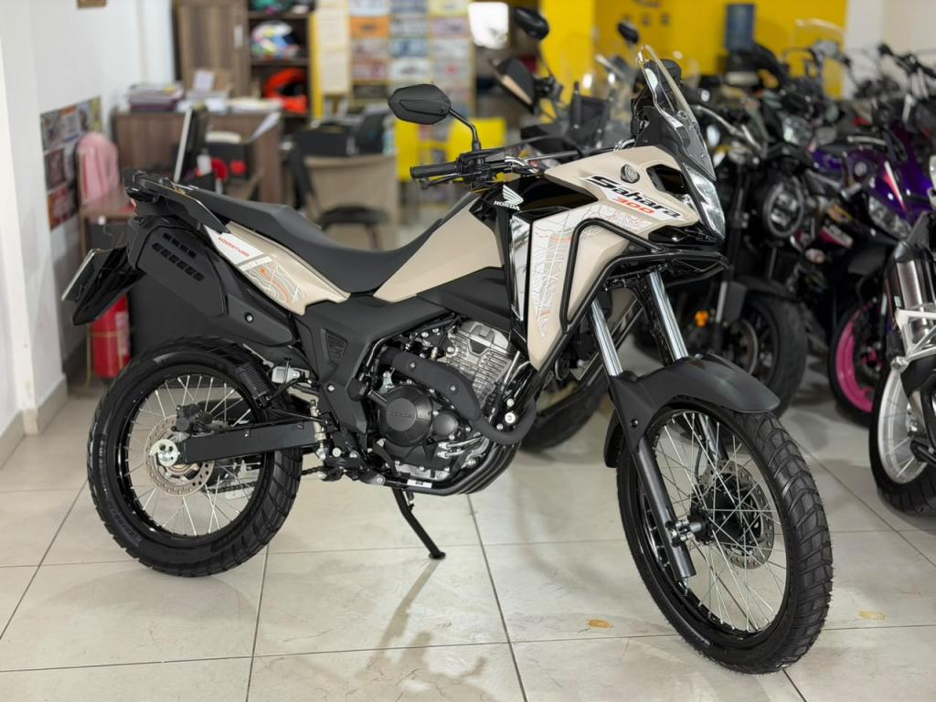 HONDA XRE 300 Sahara