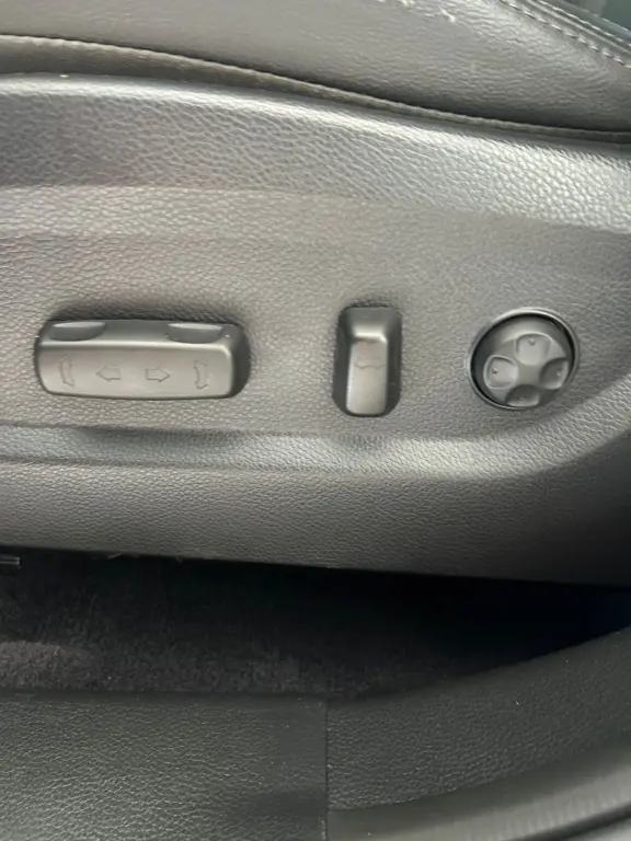 HYUNDAI Grand Santa Fé - Foto