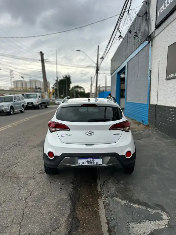 HYUNDAI HB 20 Hatch X - Foto
