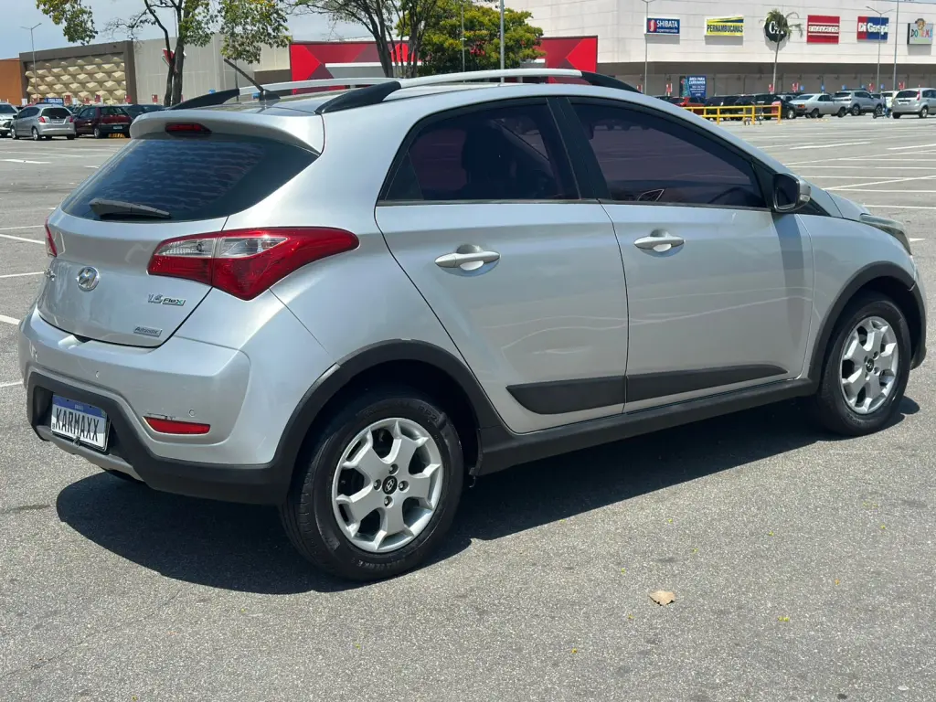 HYUNDAI HB 20 Hatch X - Foto