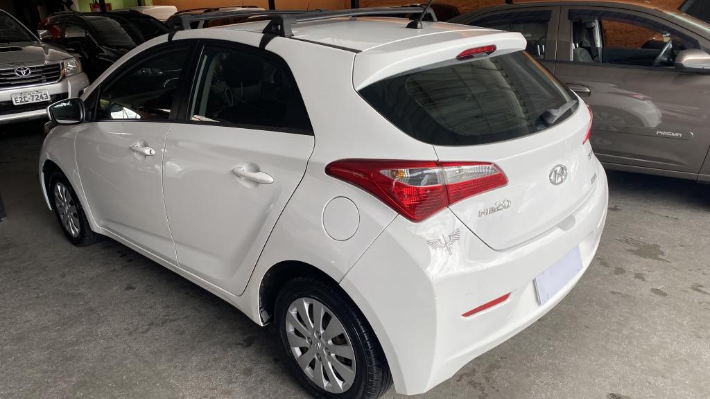 HYUNDAI HB 20 Hatch - Foto