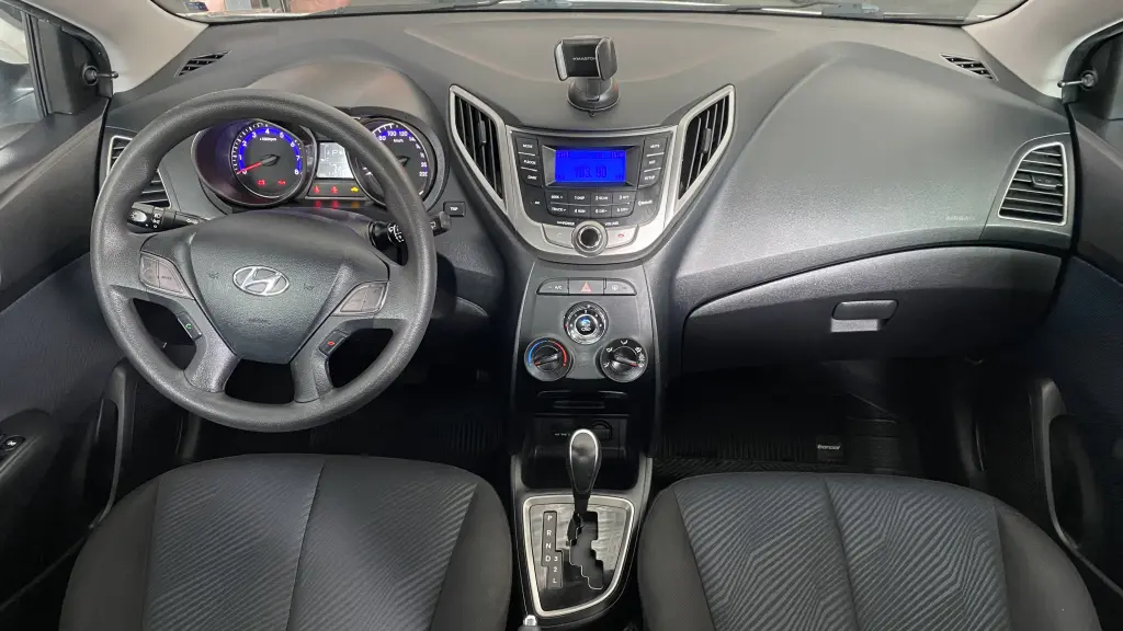 HYUNDAI HB 20 Hatch - Foto
