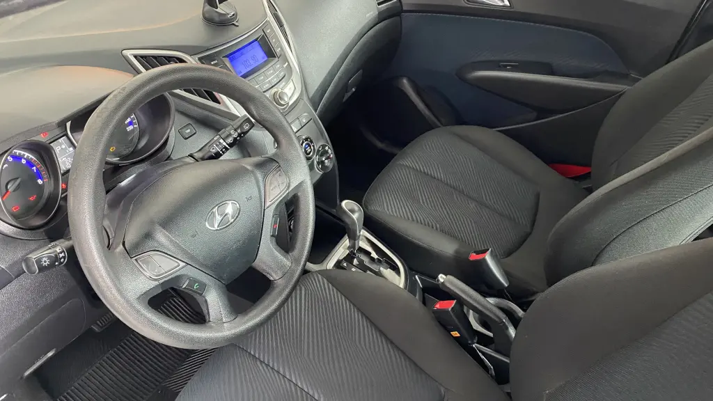 HYUNDAI HB 20 Hatch - Foto