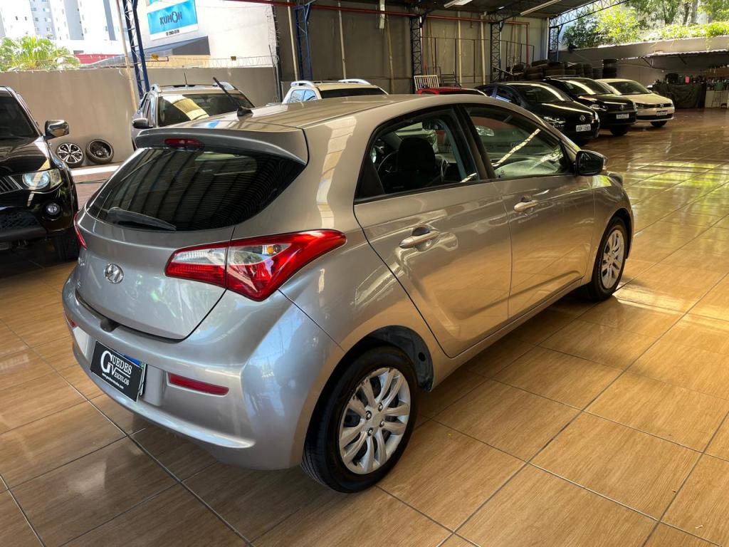 HYUNDAI HB 20 Hatch - Foto