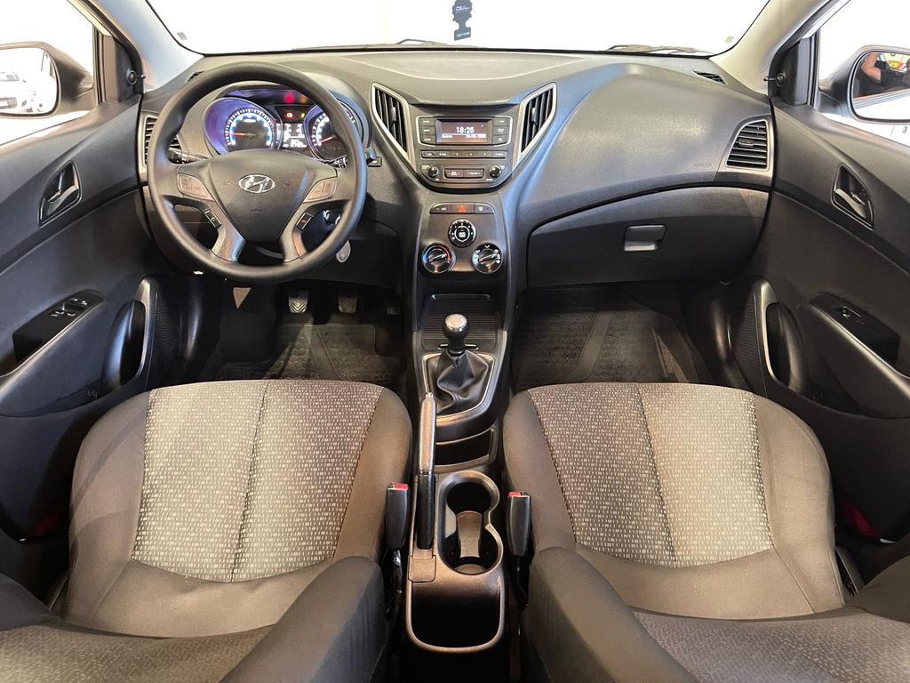 HYUNDAI HB 20 Hatch - Foto