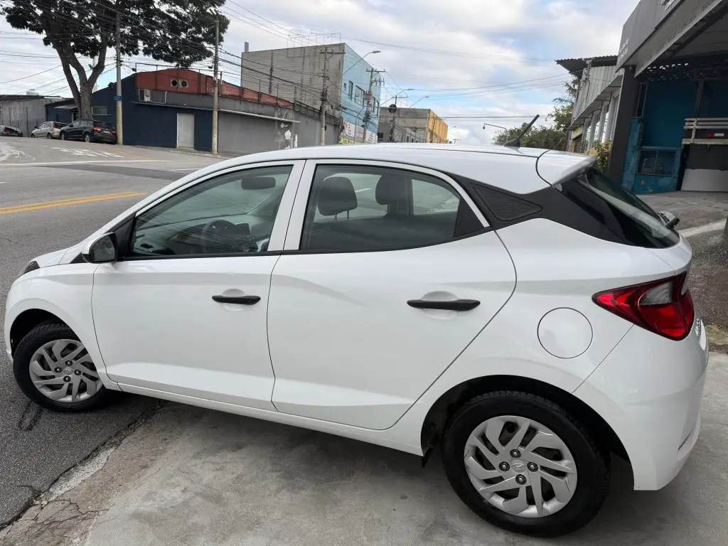 HYUNDAI HB 20 Hatch - Foto