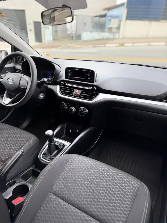 HYUNDAI HB 20 Hatch - Foto