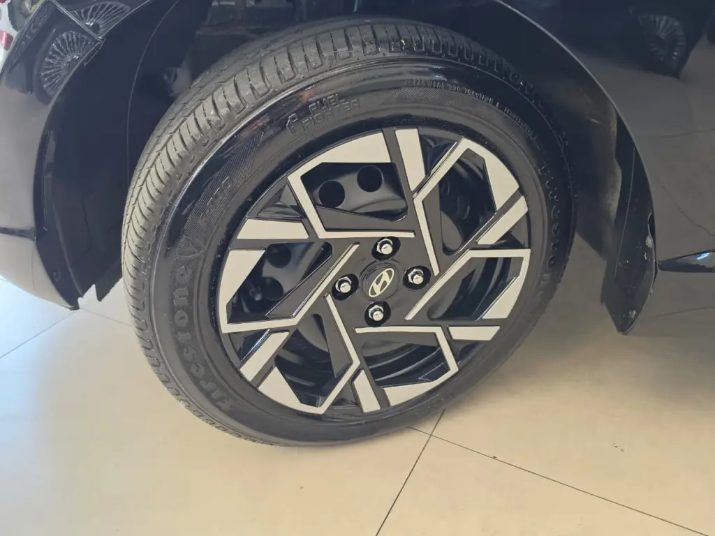 HYUNDAI HB 20 Hatch - Foto