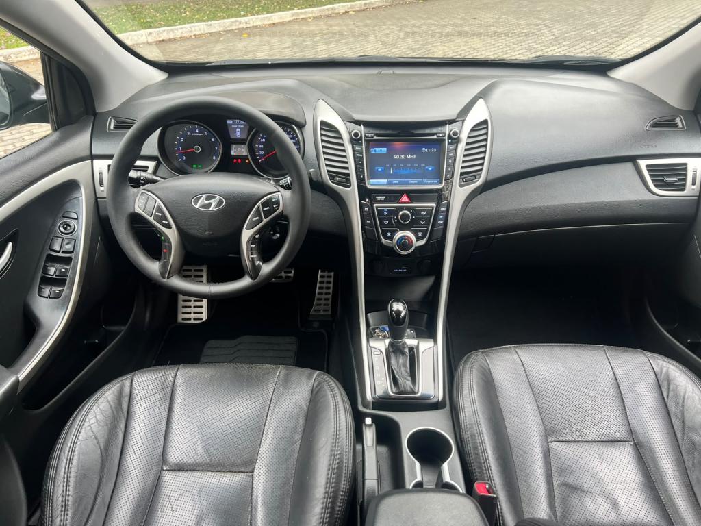 HYUNDAI I30 - Foto