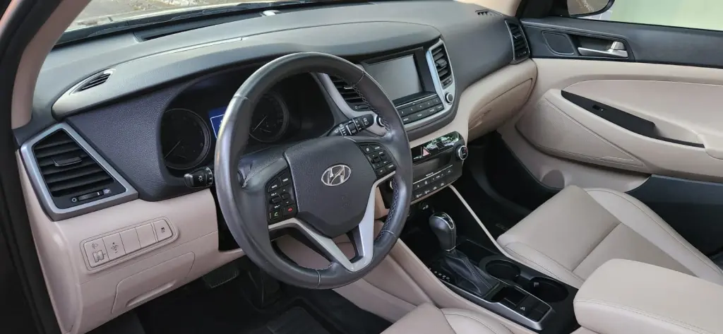 HYUNDAI Tucson - Foto