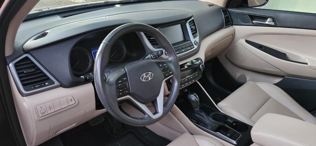 HYUNDAI Tucson - Foto