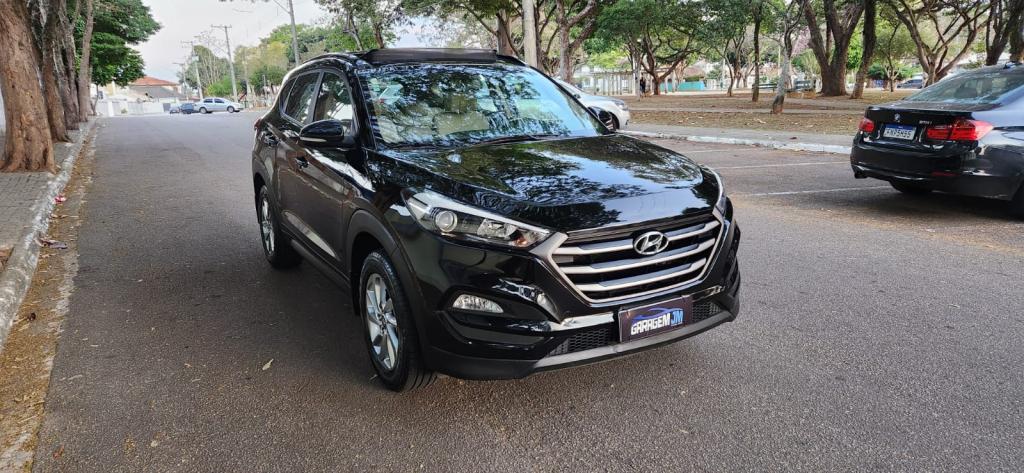 HYUNDAI Tucson - Foto