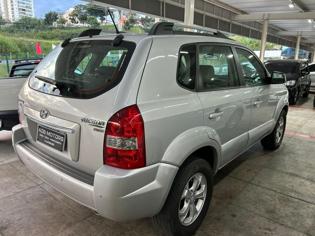 HYUNDAI Tucson - Foto