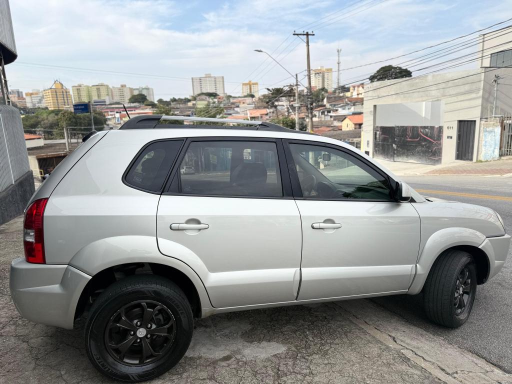 HYUNDAI Tucson - Foto