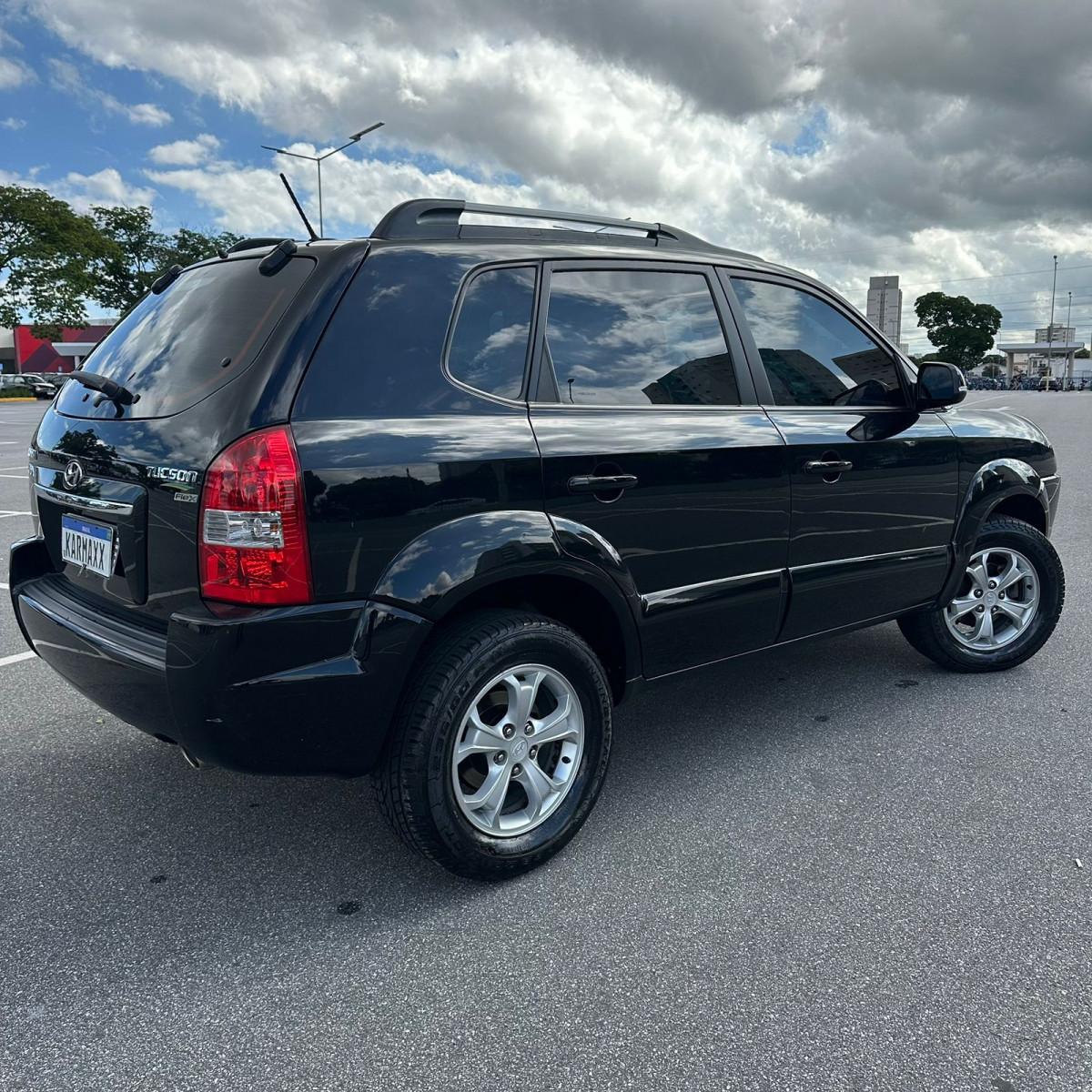 HYUNDAI Tucson - Foto