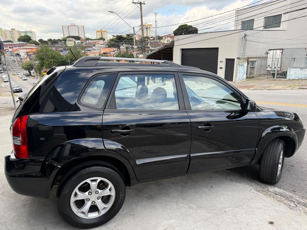HYUNDAI Tucson - Foto