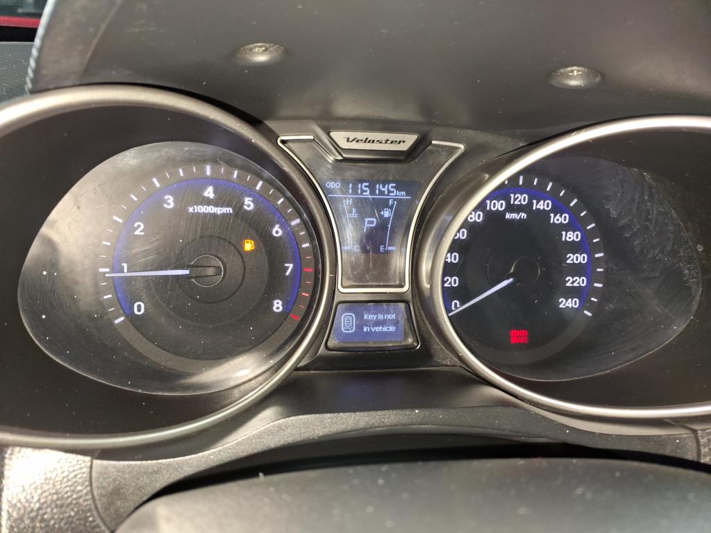 HYUNDAI Veloster - Foto