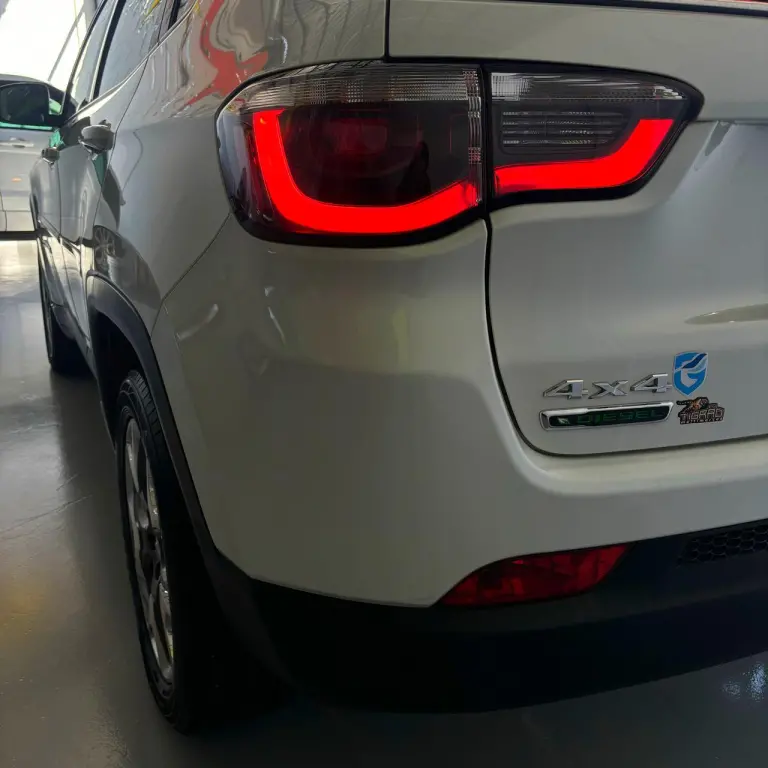 JEEP Compass - Miniatura