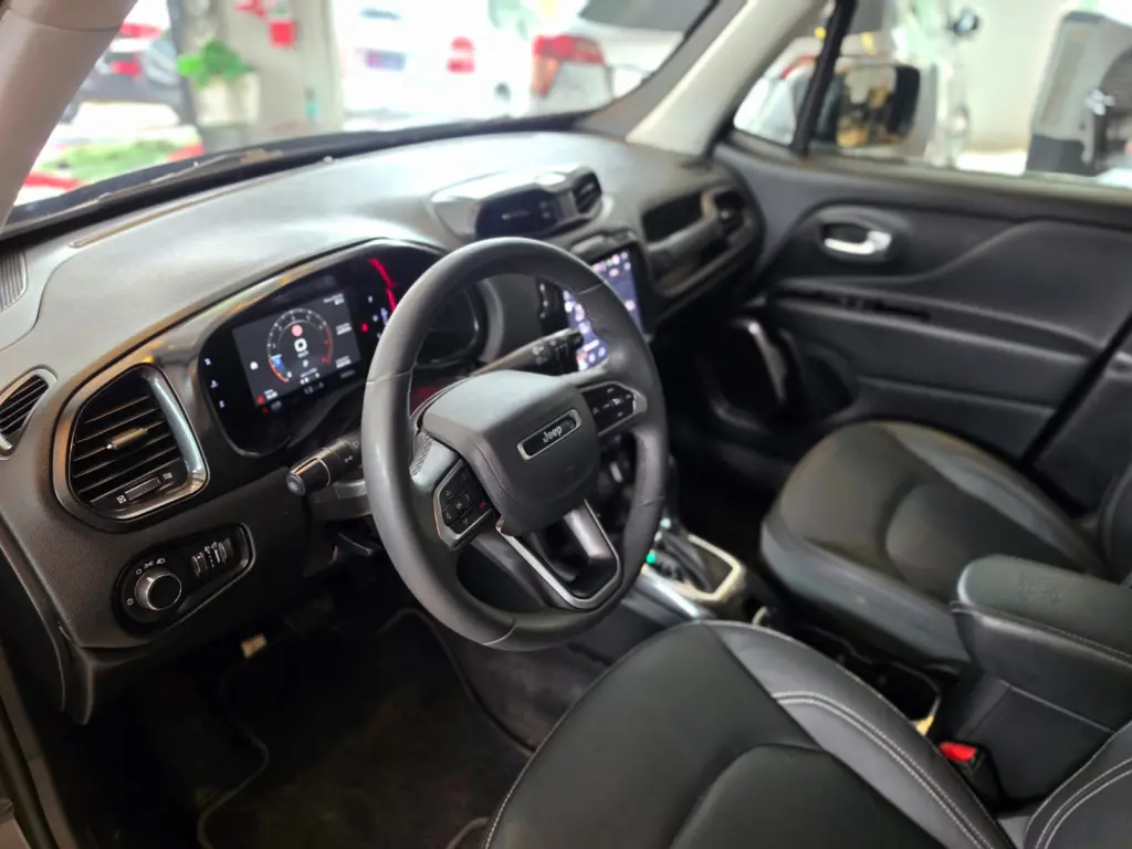 JEEP Renegade - Foto