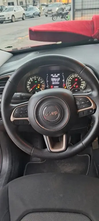 JEEP Renegade - Foto